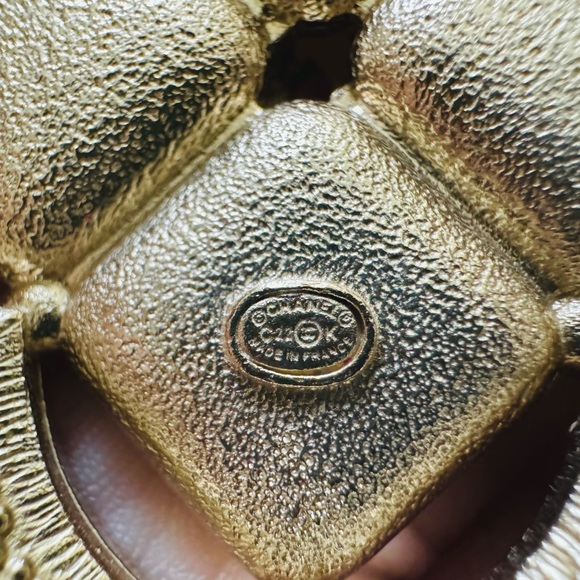 Chanel Brooch - Perfect condition. - Picture 4 of 4